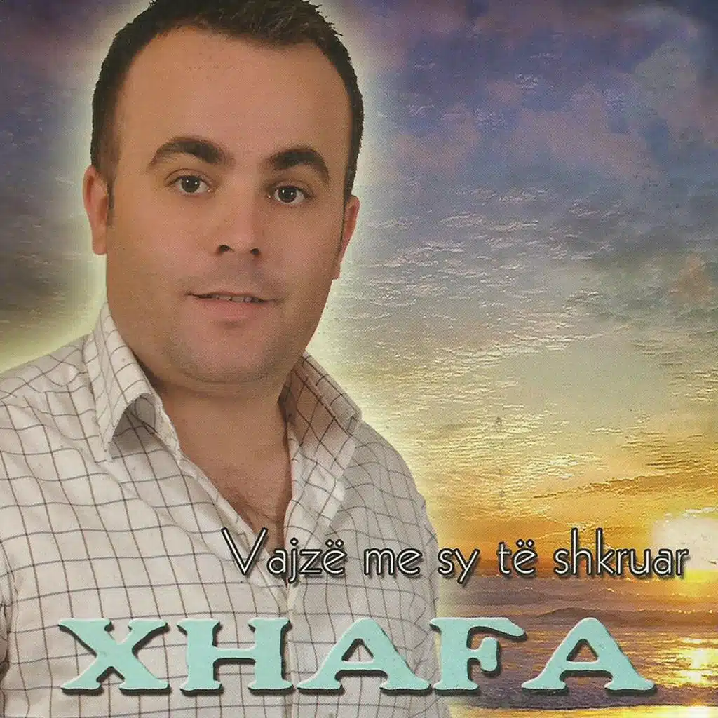 Vajzë Me Sy Të Shkruar