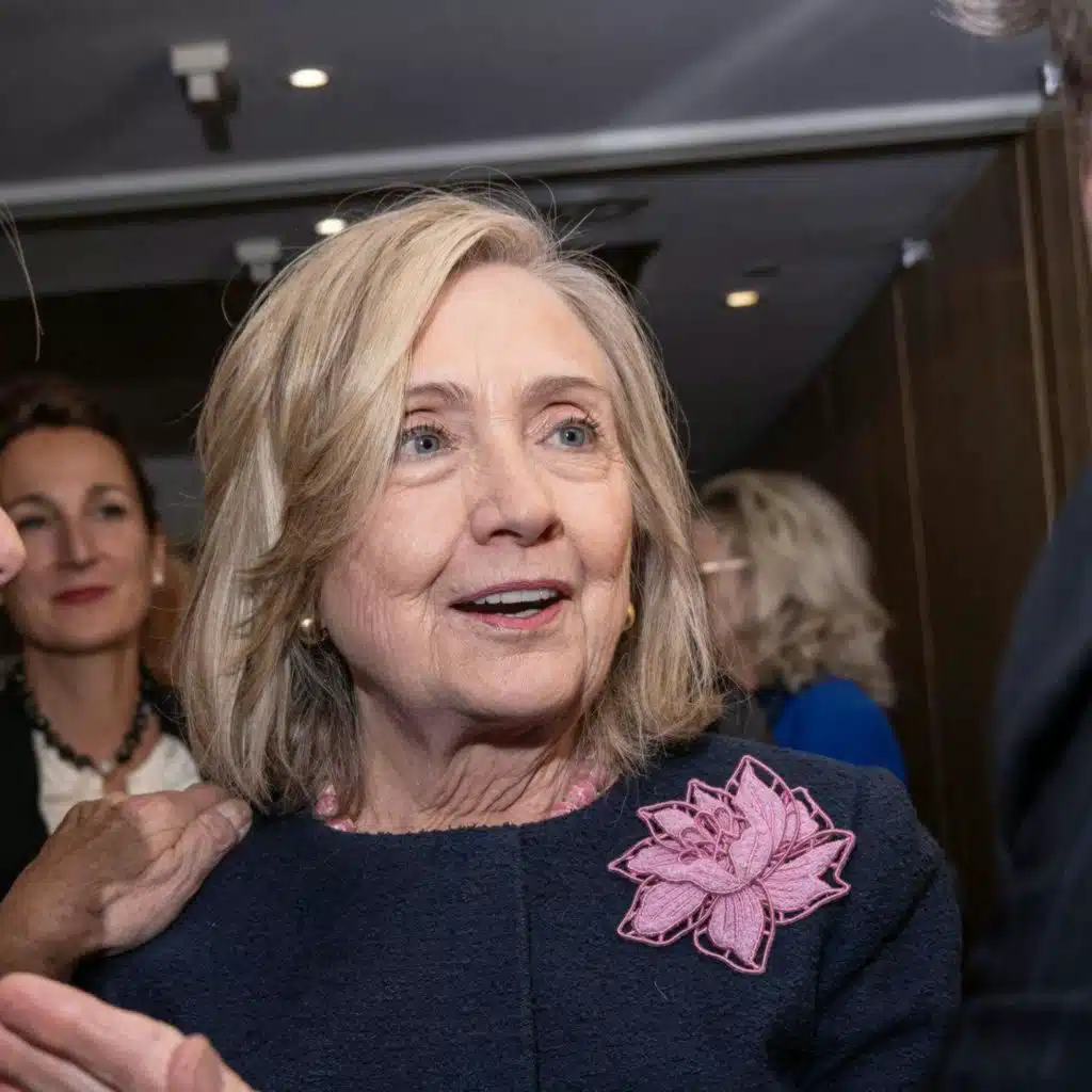 The  Clintons prepare to testify