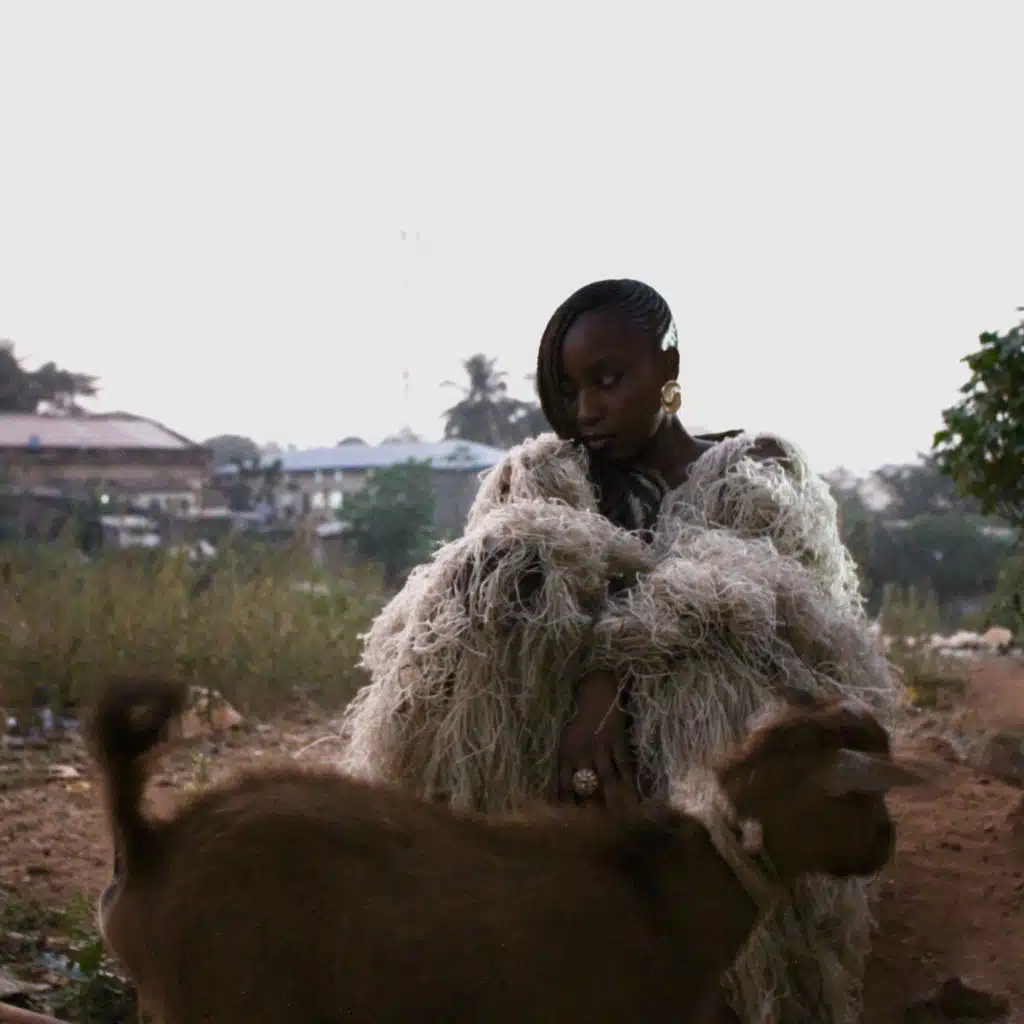 Omoge (feat. Luwa.Mp4)