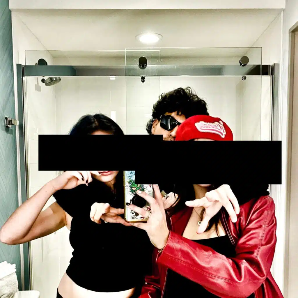 her iphone