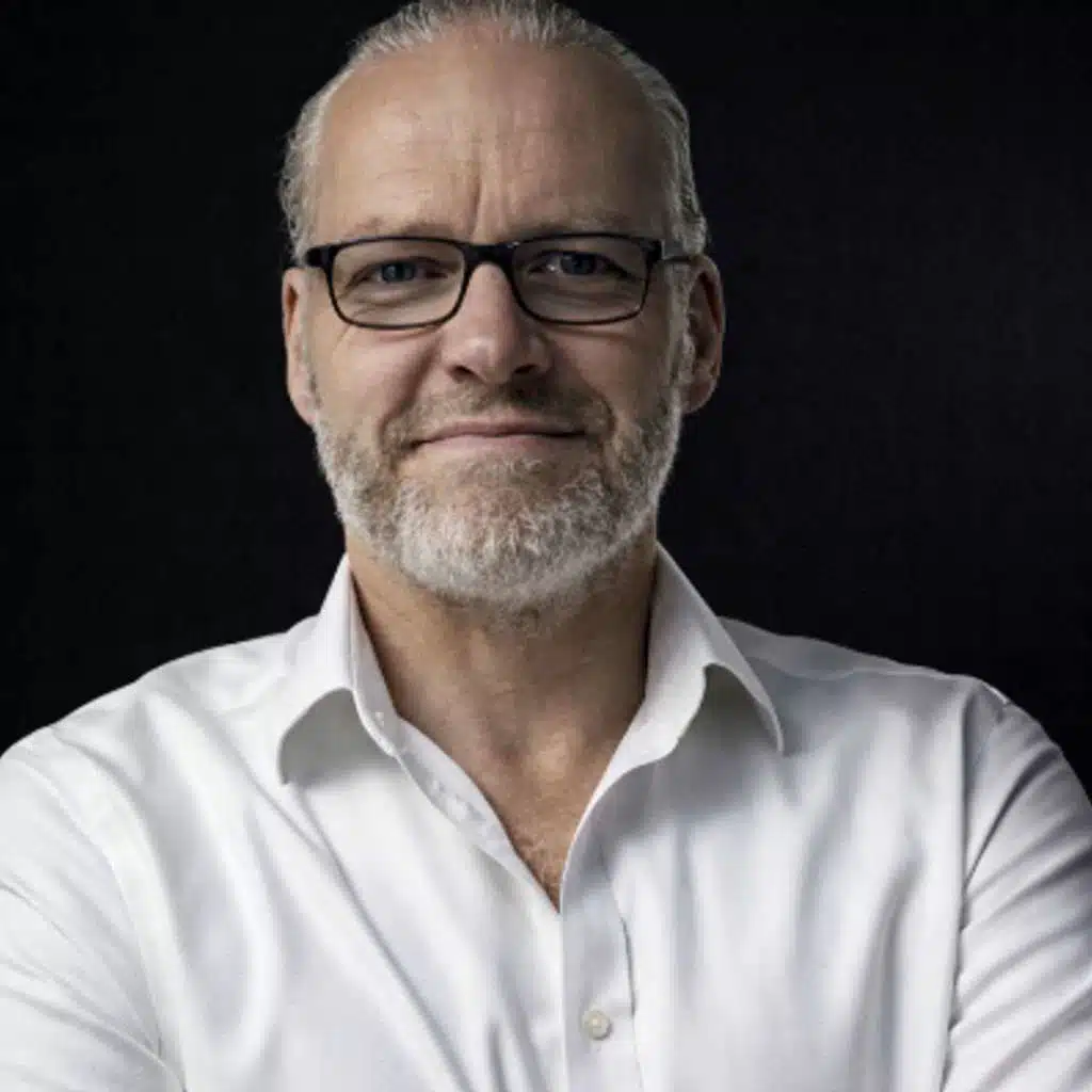 The Carnivore Dentist with Dr. Volker Menzel! 952