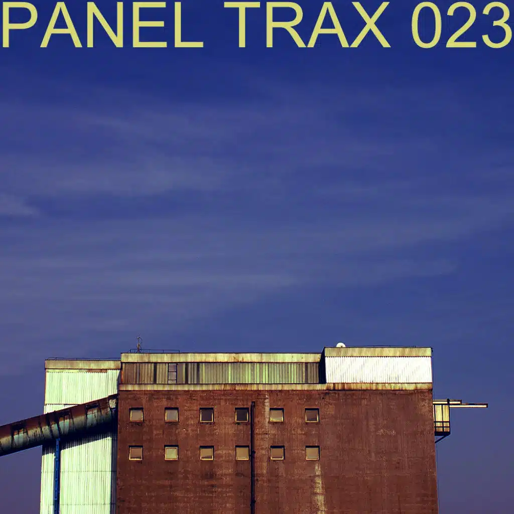 Panel Trax 023