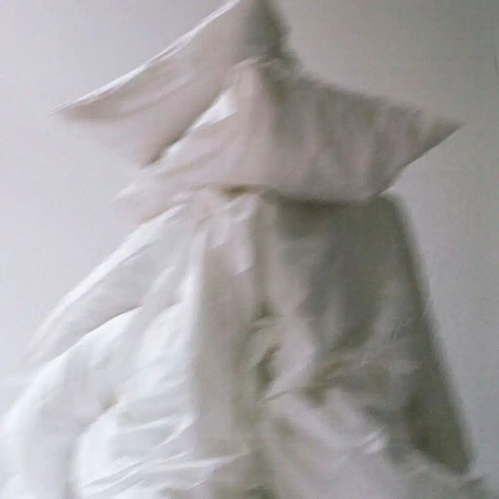 DE LA CAMA A LA GUITARRA