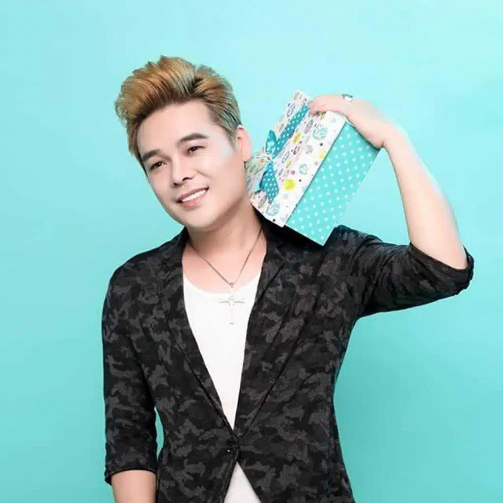 Mộng Tình Lên Ngôi