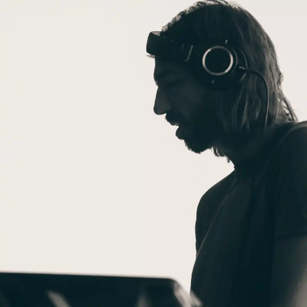 DJ Tarkan - No Smoking (March 14, 2026)