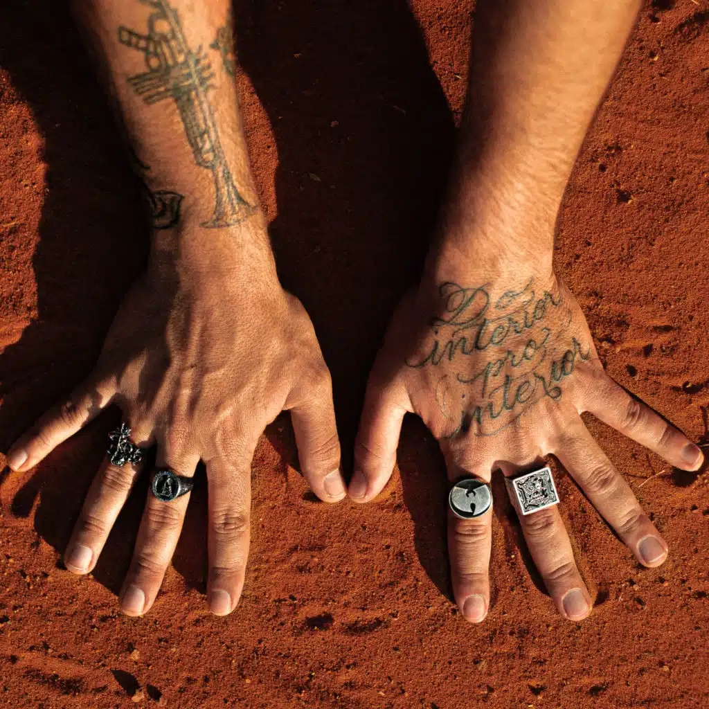 Terra Vermelha: Do interior pro interior