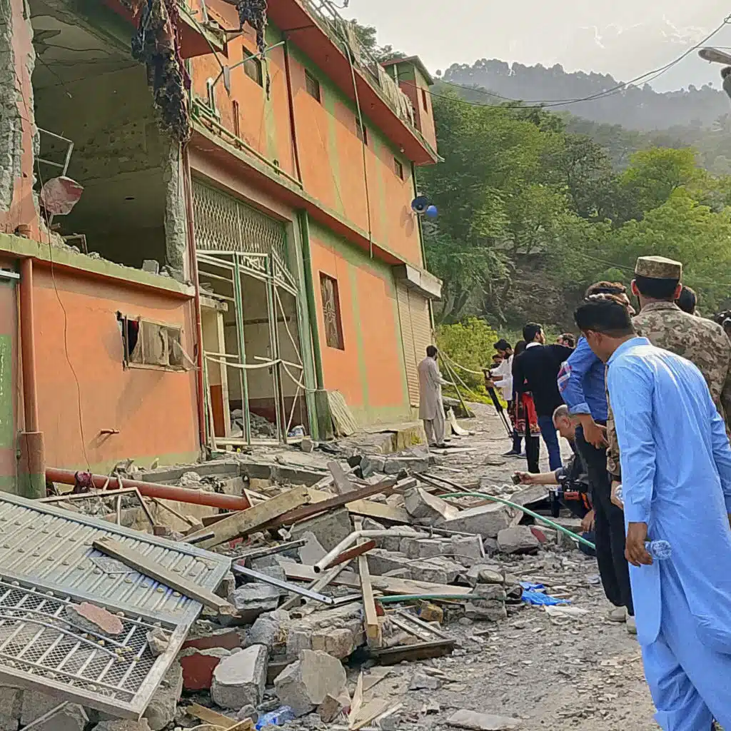 Hostilities Between India and Pakistan Escalate