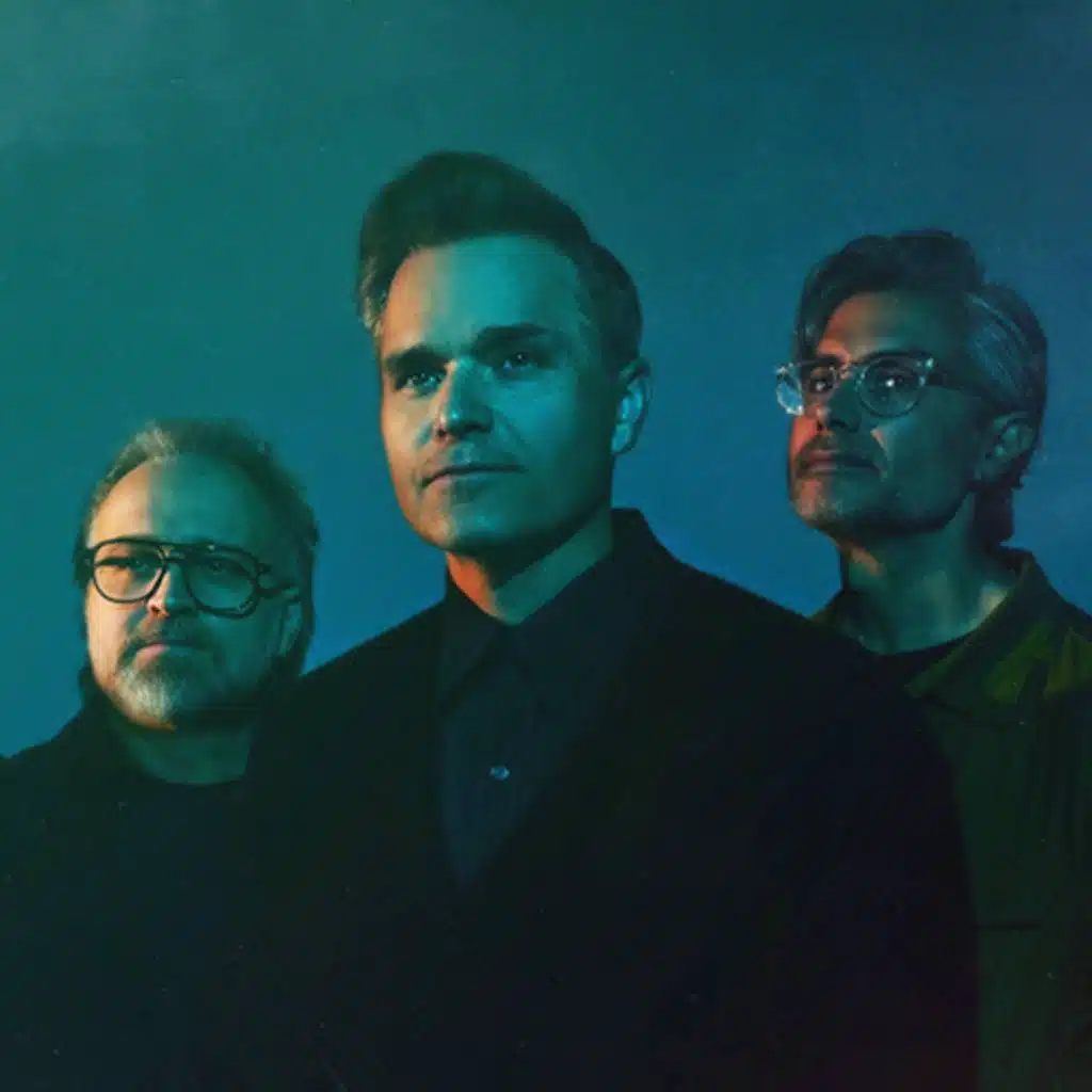 180 grados - Death Cab For Cutie y Anna Calvi ft Matt Berninguer - 17/03/26