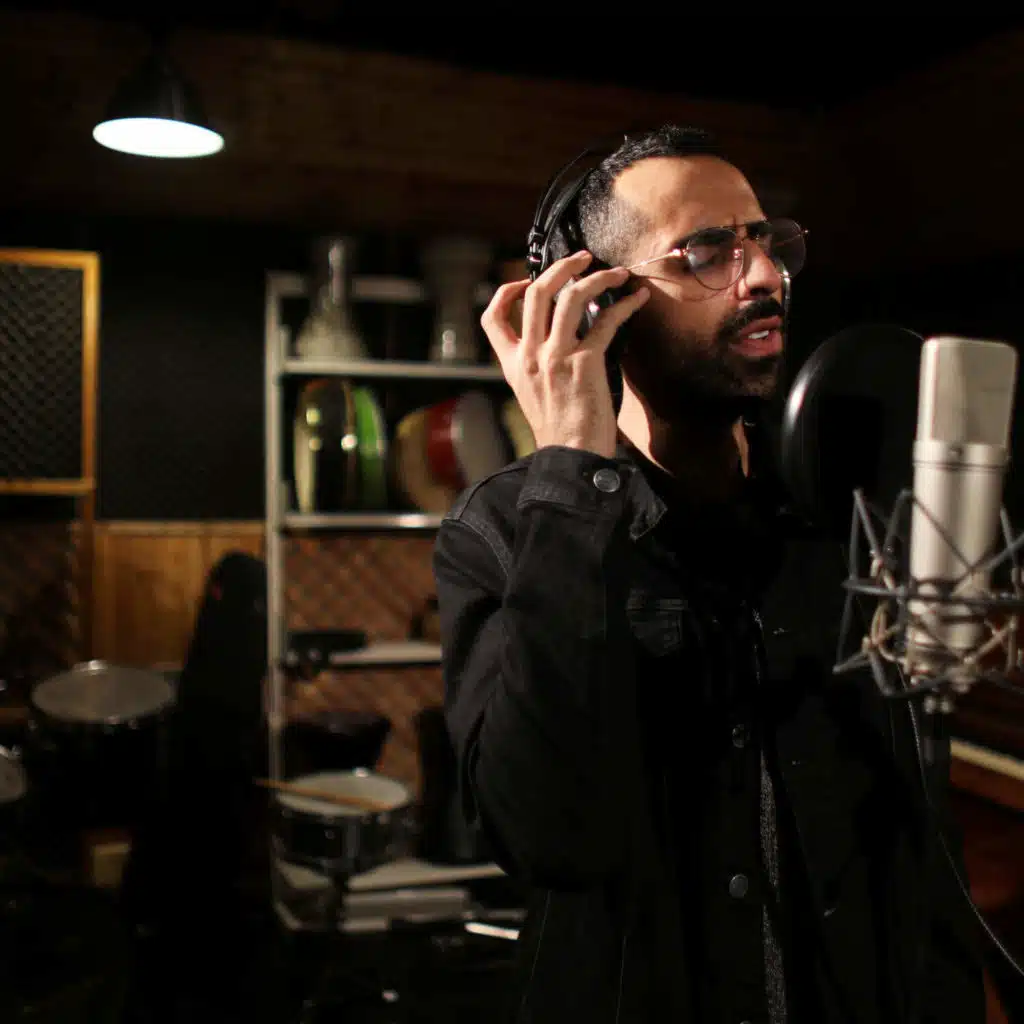 Palestinian pop singer Bashar Murad struggles for freedom and equality on two fronts