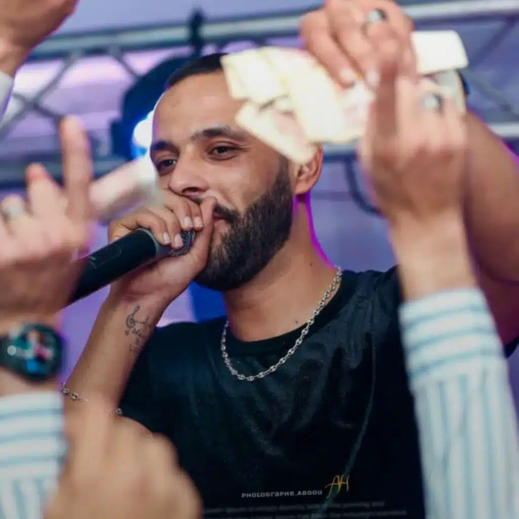 مانتحي مانشكم (Live) [feat. Zaki Japoni]