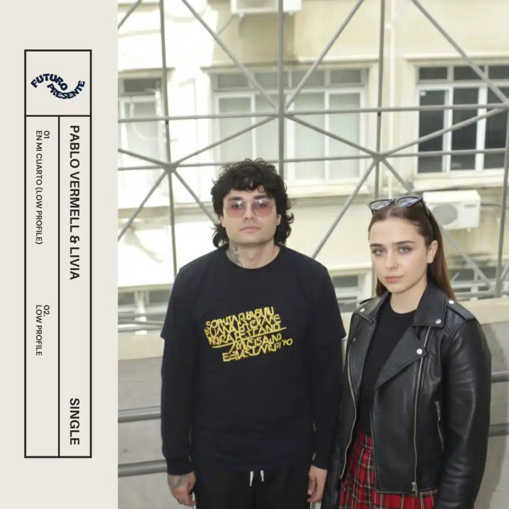 En Mi Cuarto - low profile