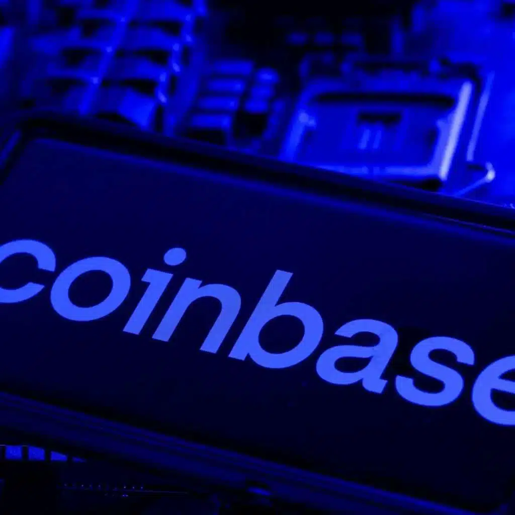 Trump Era Tech Council Debuts, Coinbase Teams with Chainlink Boosts DeFi Data, Google Sets 2029 Quantum Guard, Templeton Bets on Tokenized ETFs, and more...