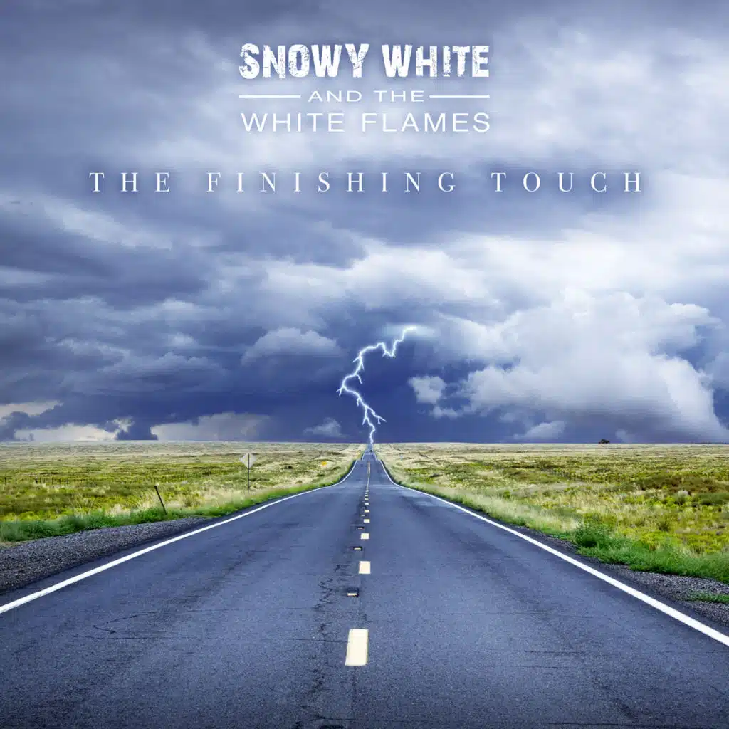 Snowy White, The White Flames