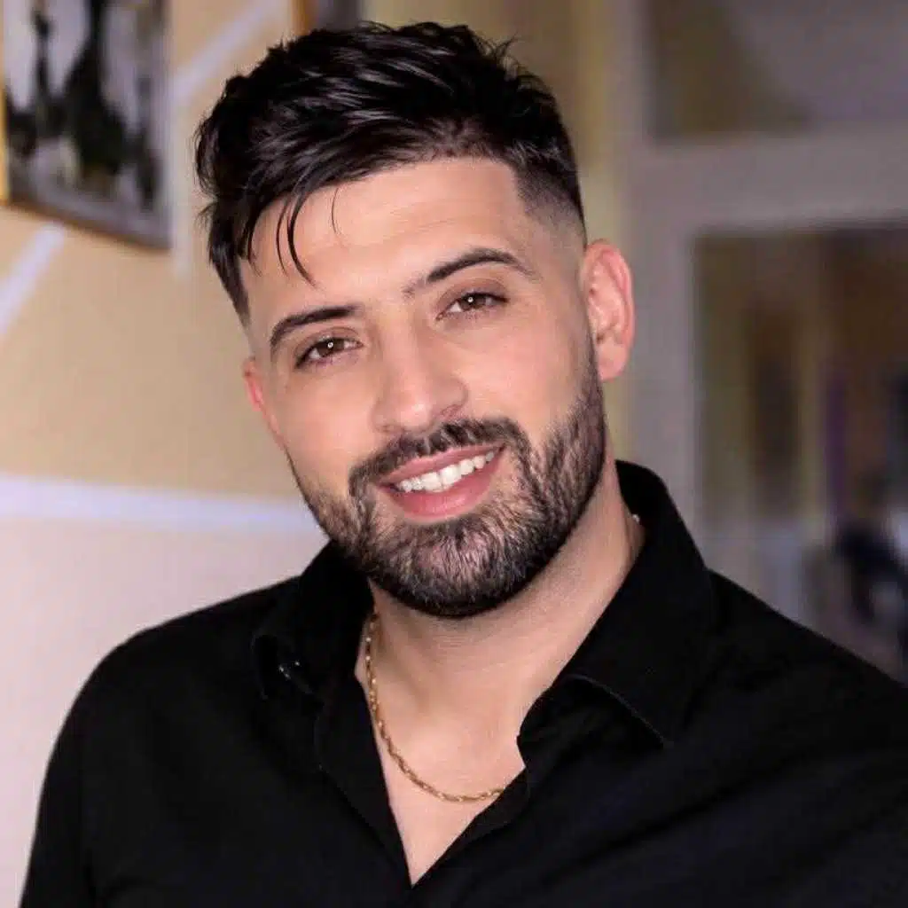 حكيم باد بوي