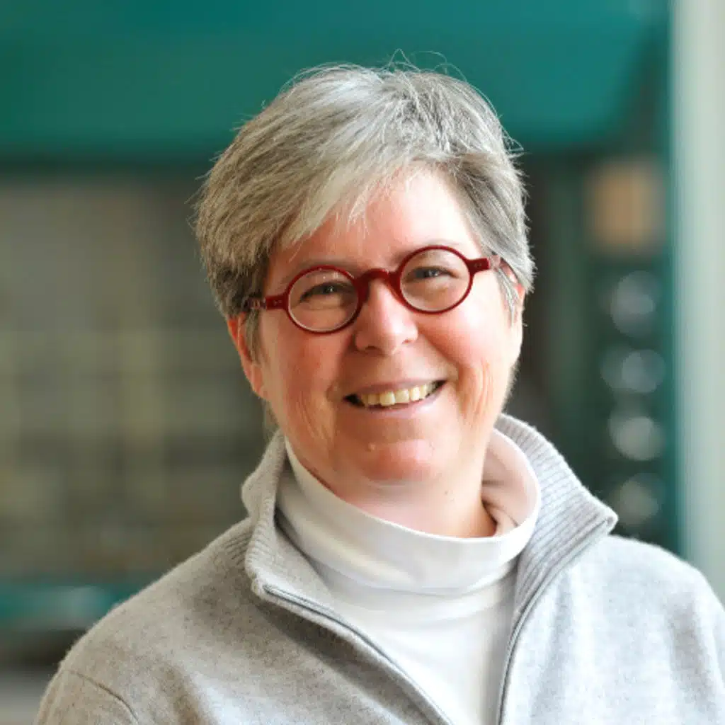 Chemistry is a Long, Loving Look at the Real with Michelle Francl