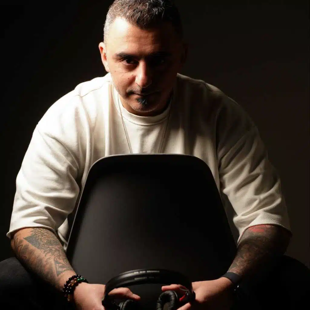 دي جي -  دي دروب