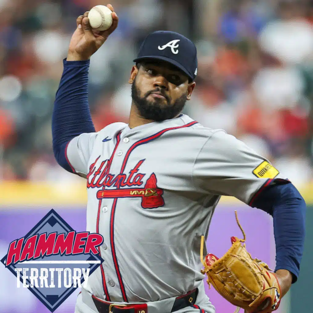 Punches Thrown! Jorge Soler Charges Mound In Brawl with Reynaldo Lopez