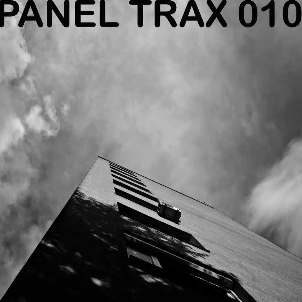 Panel Trax 010