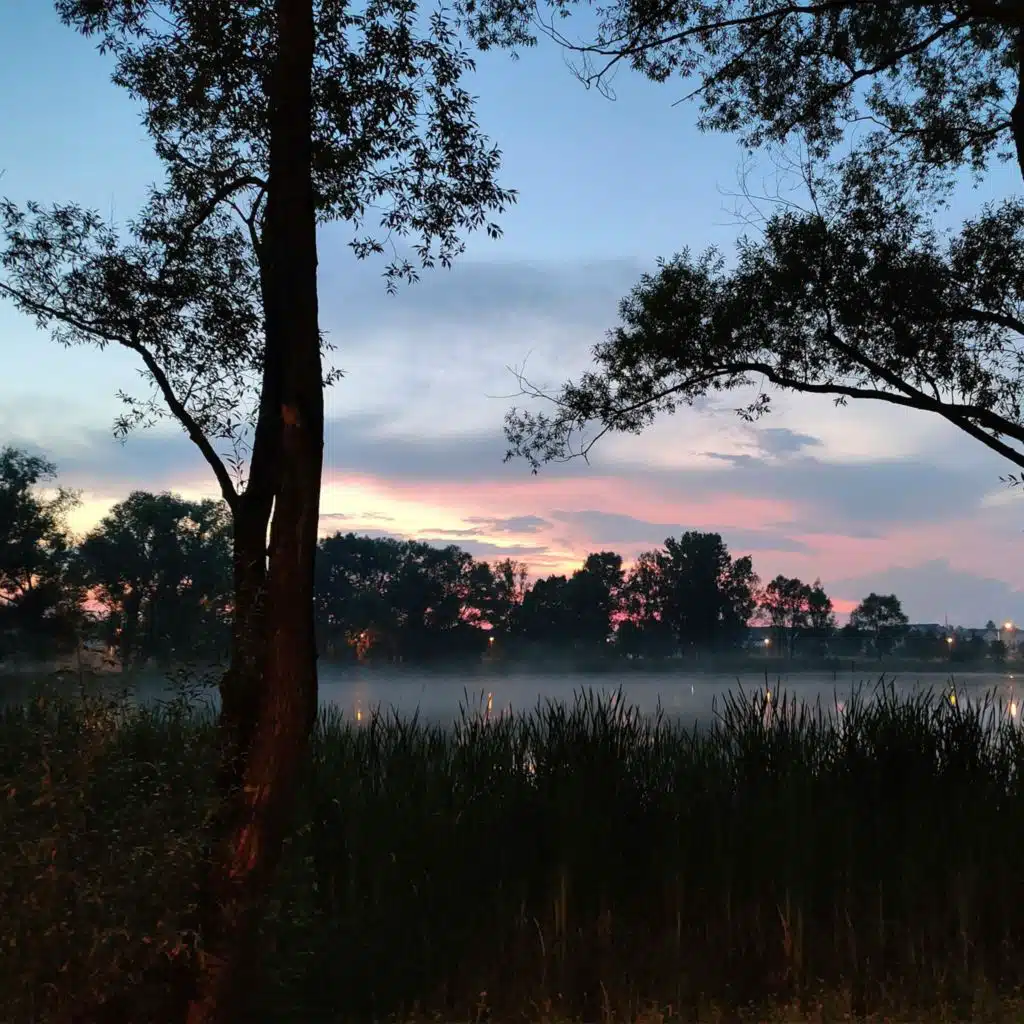 Empty Streets, Heavy Heart