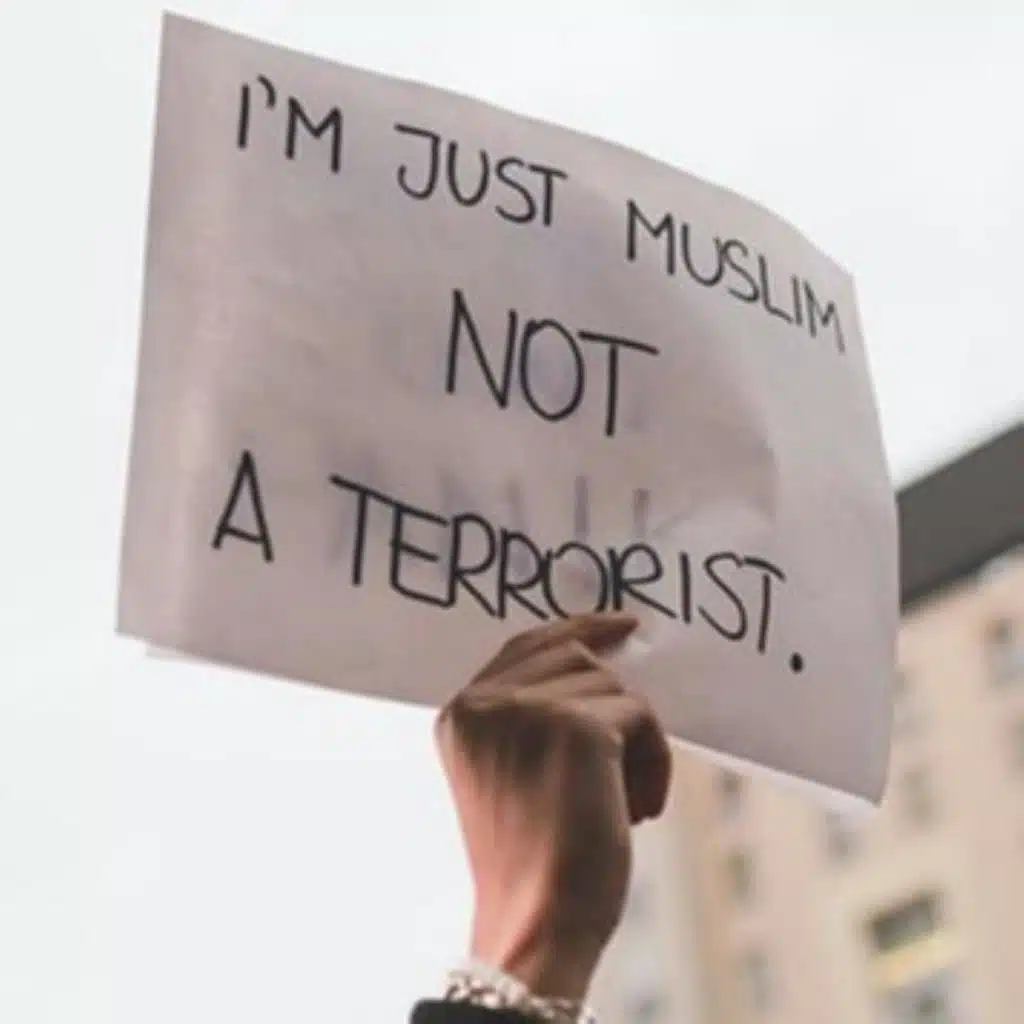 Muslim Irish Man Slams "Idiots" For Spreading Fears About Islam