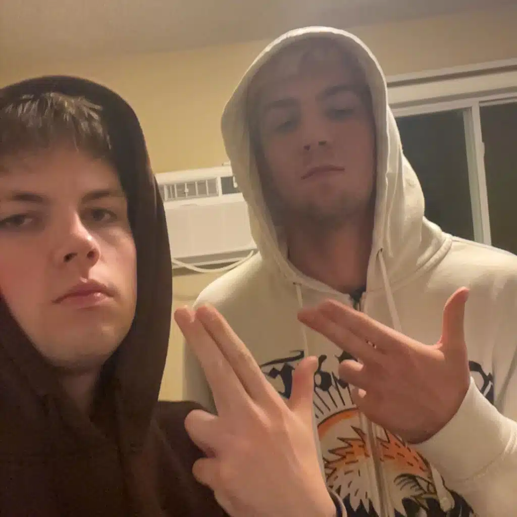 On It (feat. Lil Lxg)