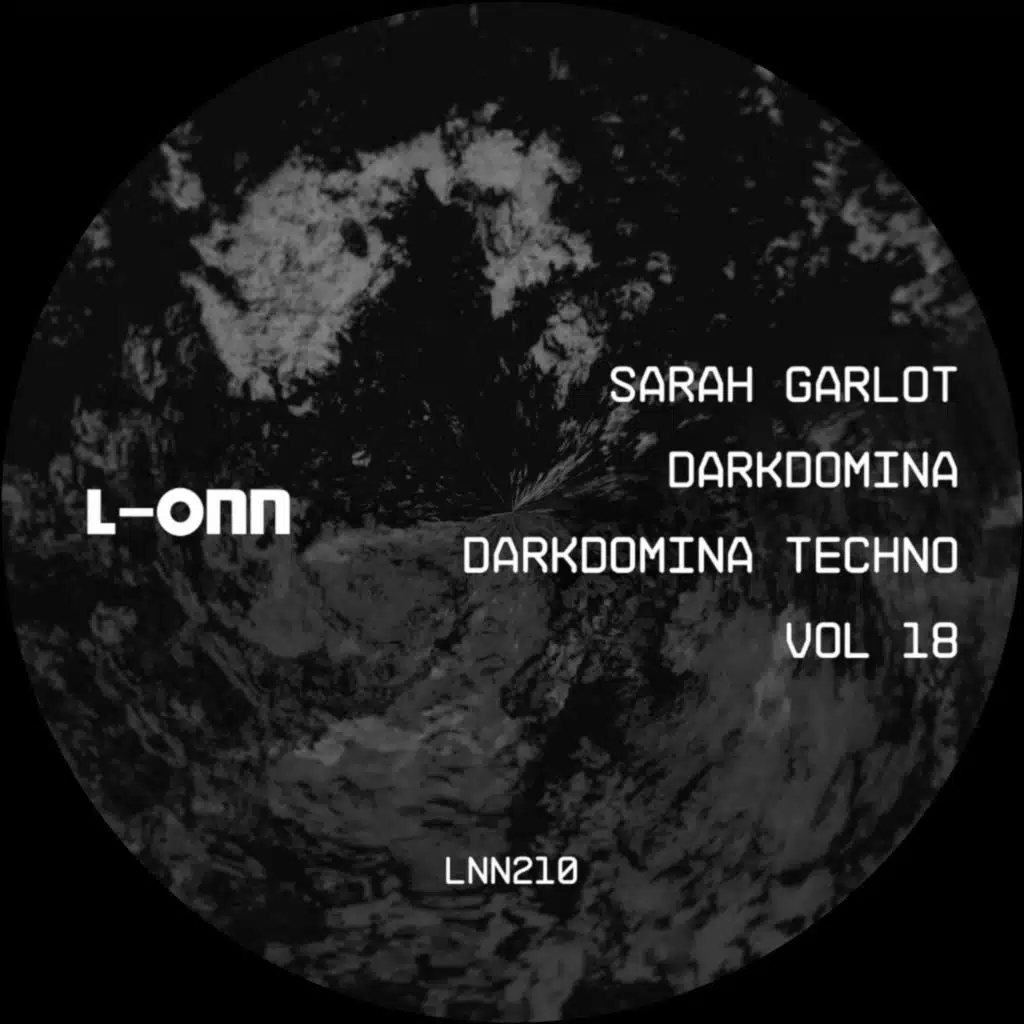Sarah Garlot Darkdomina