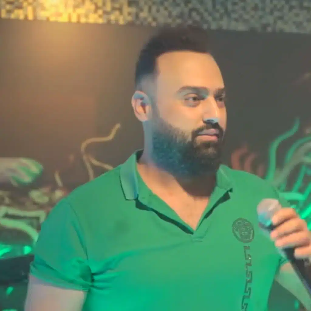 عامر اياد