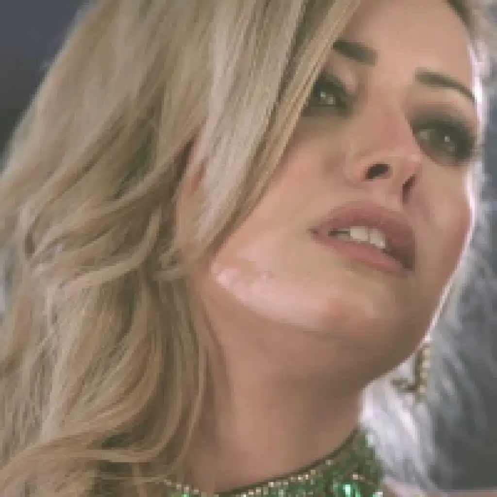 القرد بيتكلم