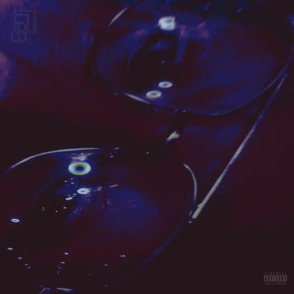 Serviceable (feat. Mr. Mr)