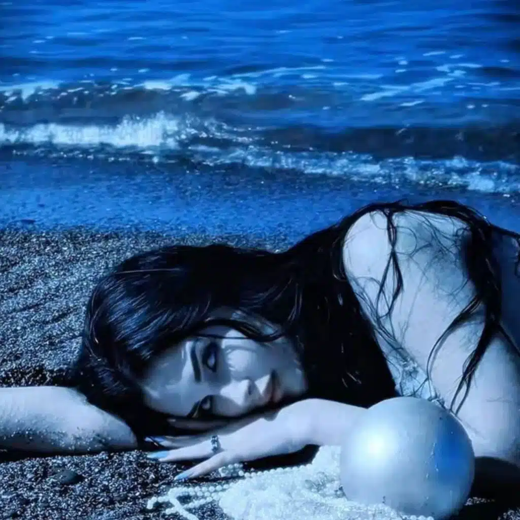 Marine (feat. Aria Blaze)