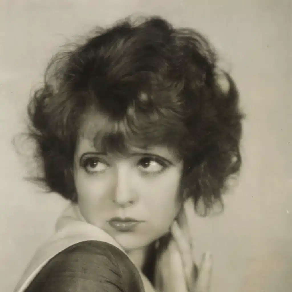 Clara Bow (Fake News: Fact Checking Hollywood Babylon Episode 11)