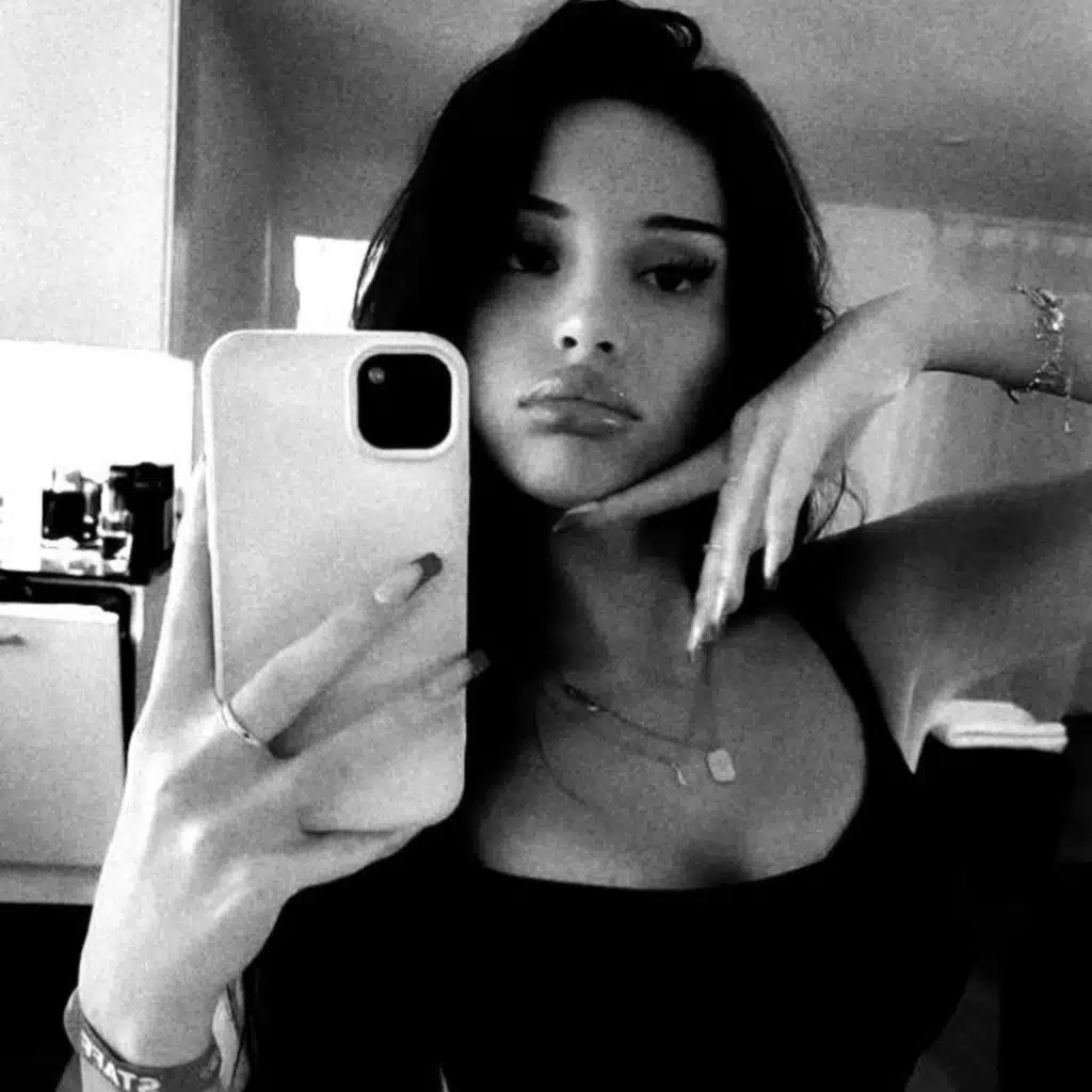Zara Muzzic