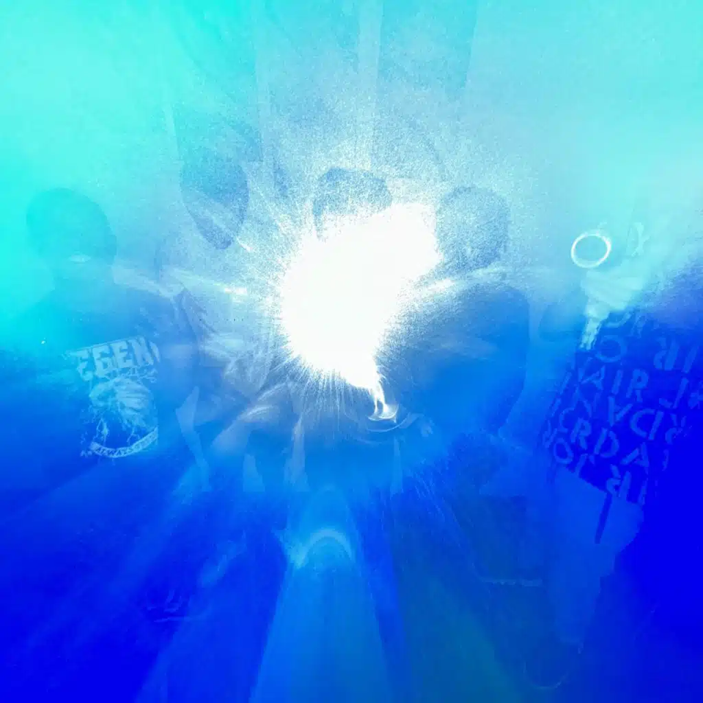 Warzone (feat. Dmac)