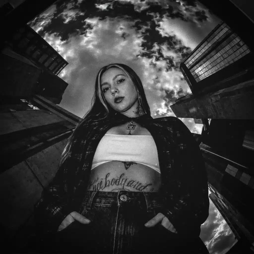 Jessica Nacar & TrueLife