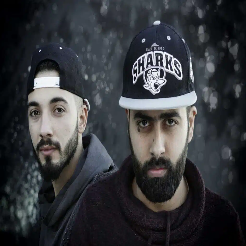 عيونك بتقتلني