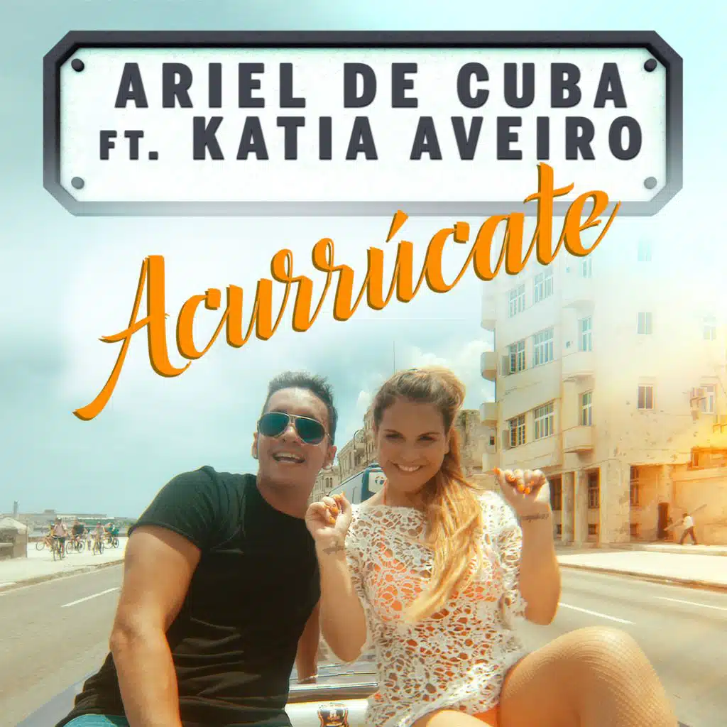 Acurrúcate (feat. Katia Aveiro)