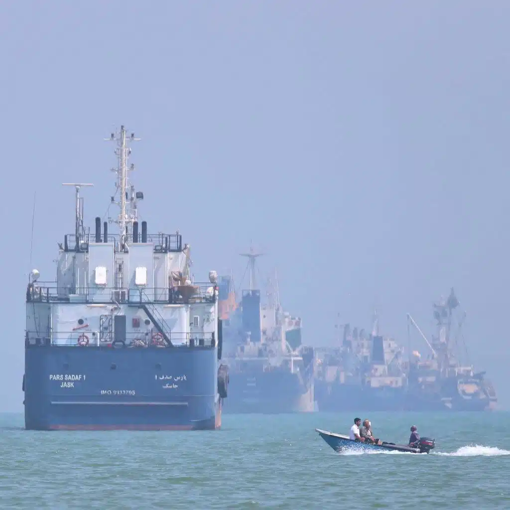 US and Iranian officials confirm agreement on framework to end the war