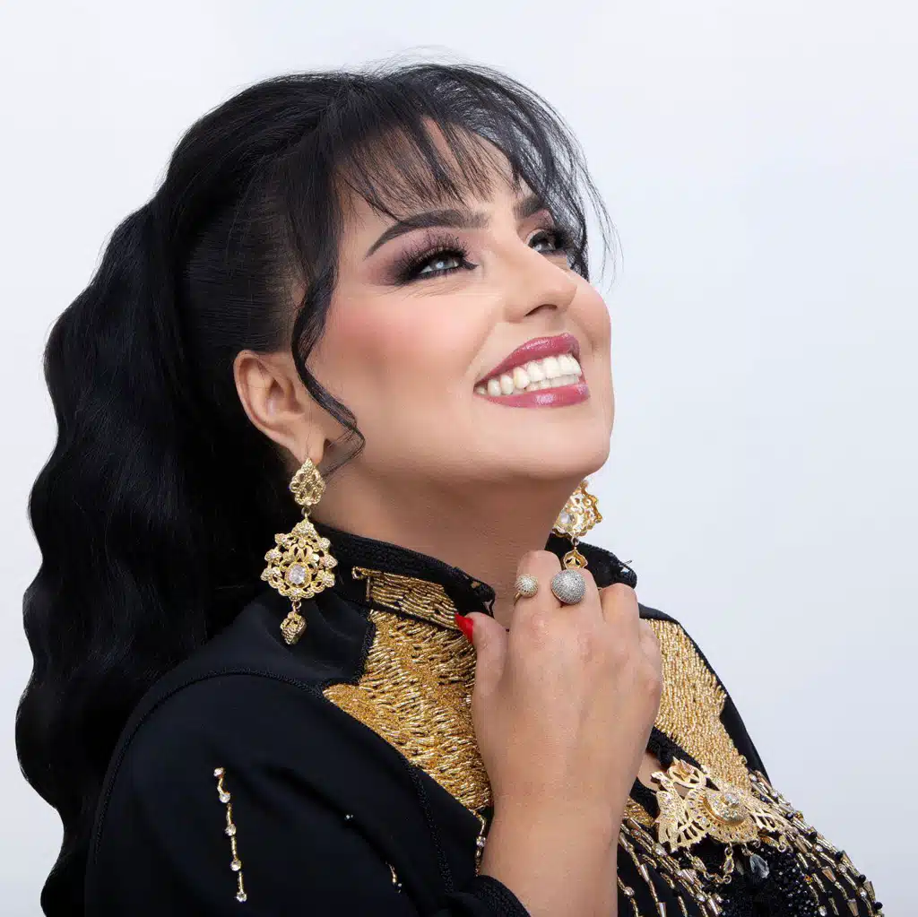 نادية العروسي