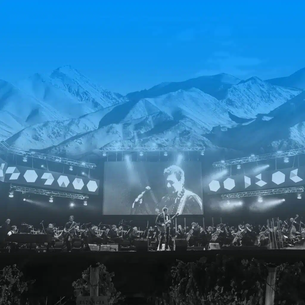 Ricardo Mollo Con la Filarmónica de Mendoza (feat. Orquesta Filarmónica de Mendoza)