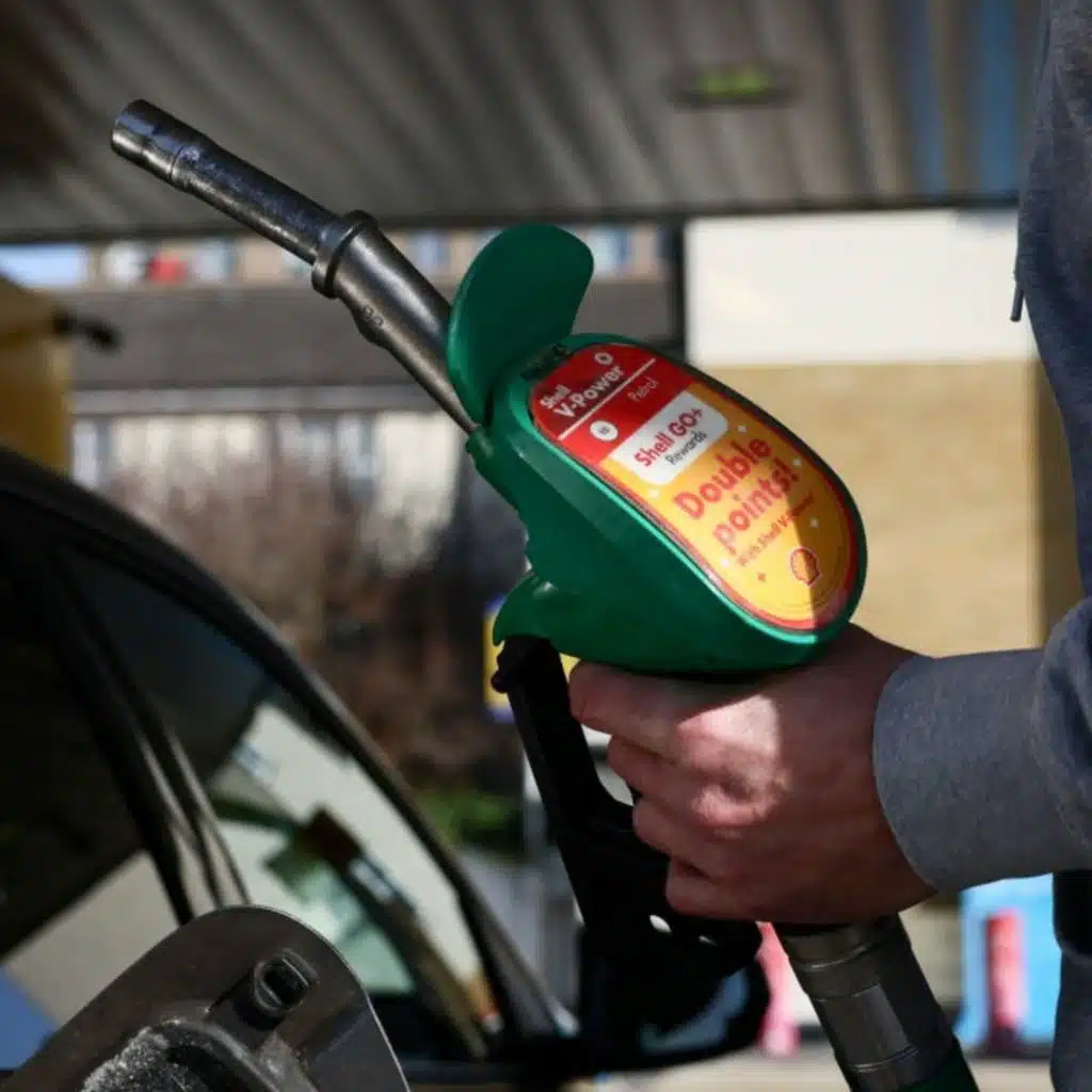 Oil pump and circumstance