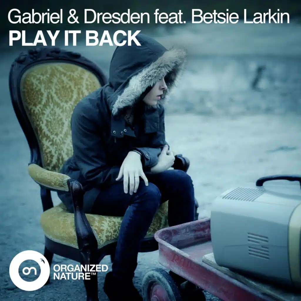 Play It Back (feat. Betsie Larkin)