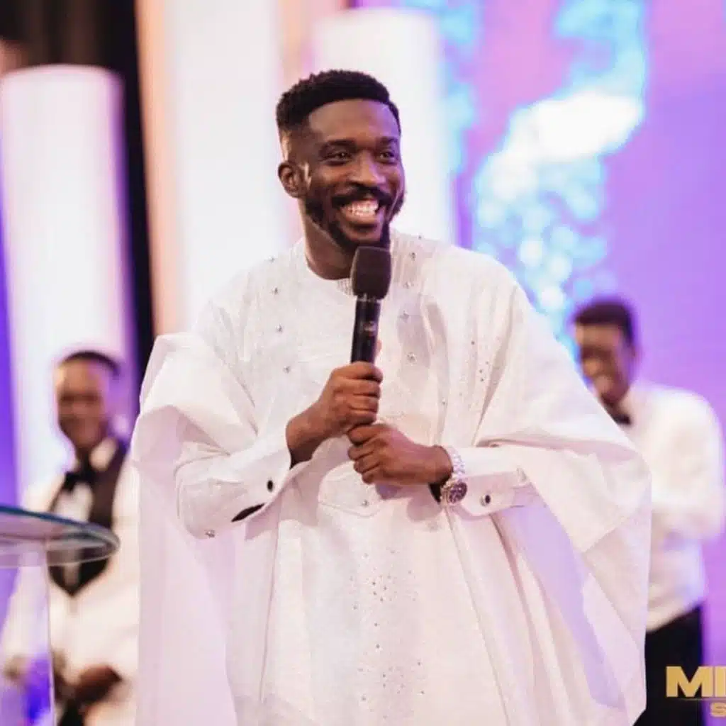 Helper Prayer Chant by Pastor Enoch Boamah