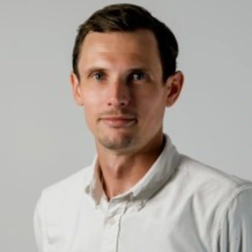 SED News: Restricted Models, IDE Wars, and the DeepMind Mafia