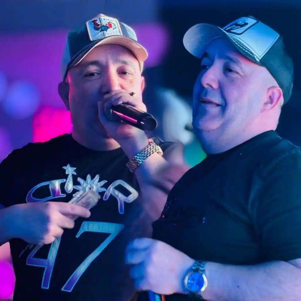 فخاطري نبكي (feat. Manini Sahar)
