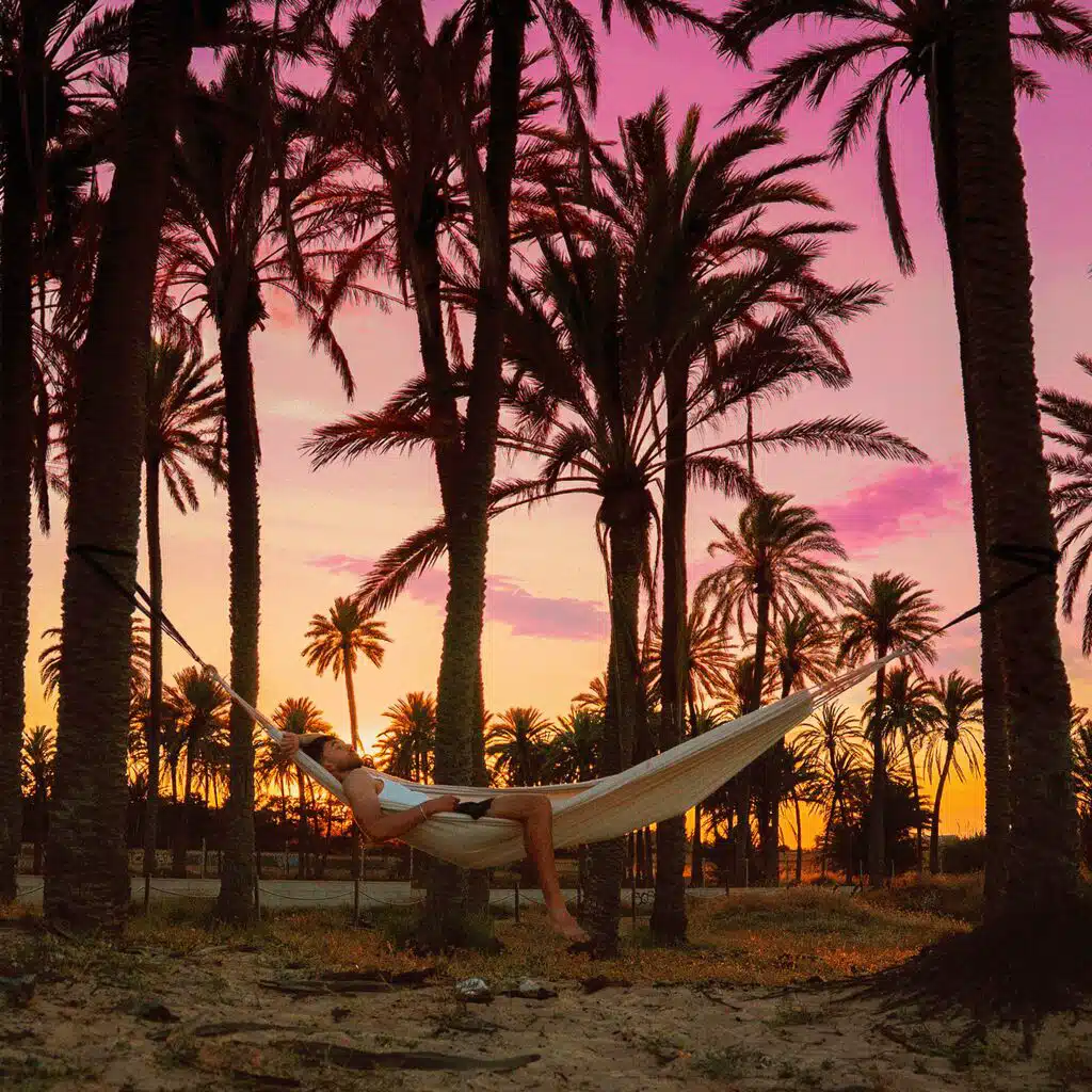 No es Un Verano + Deluxe