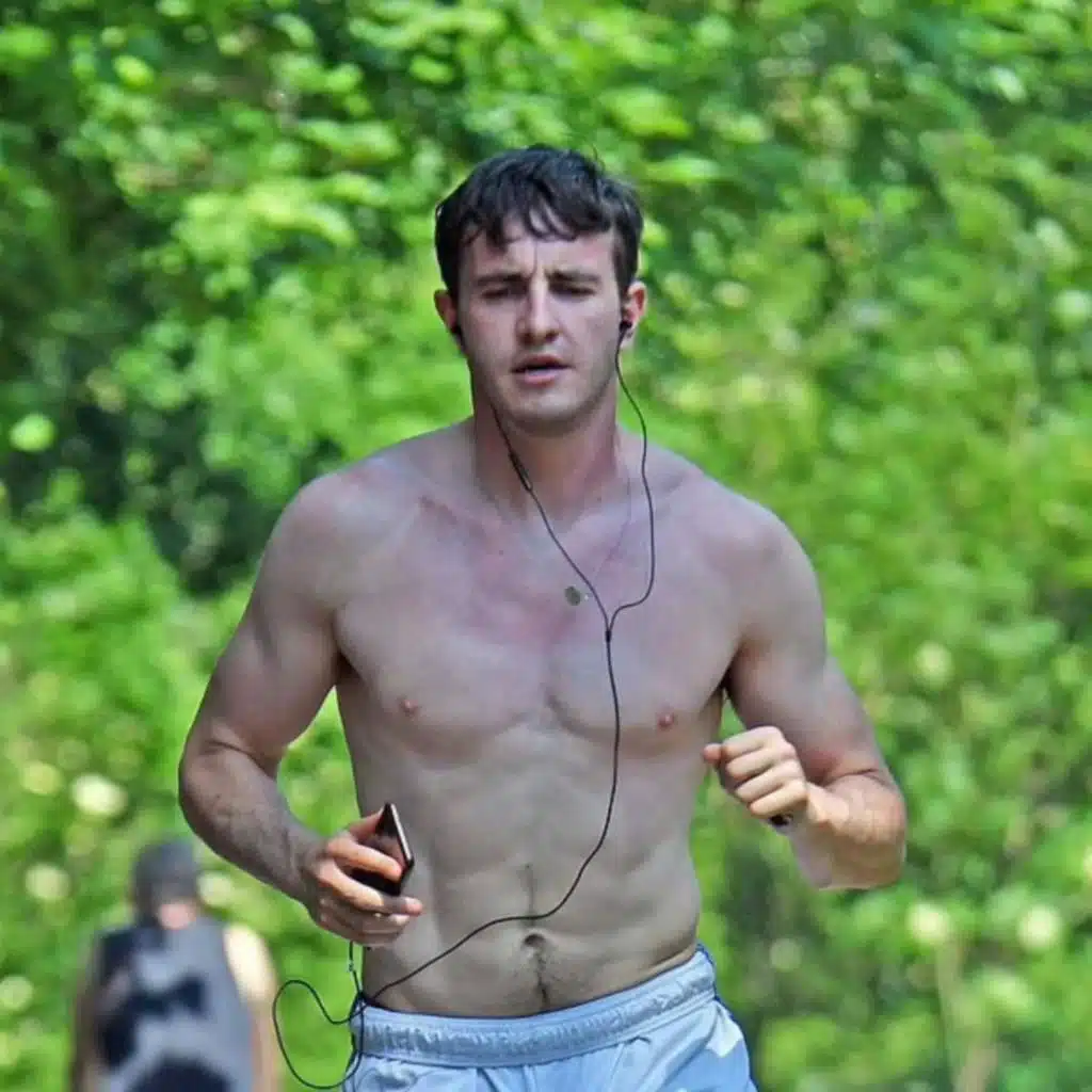 Should we fine bare-chested men? - Henry McKean Reports