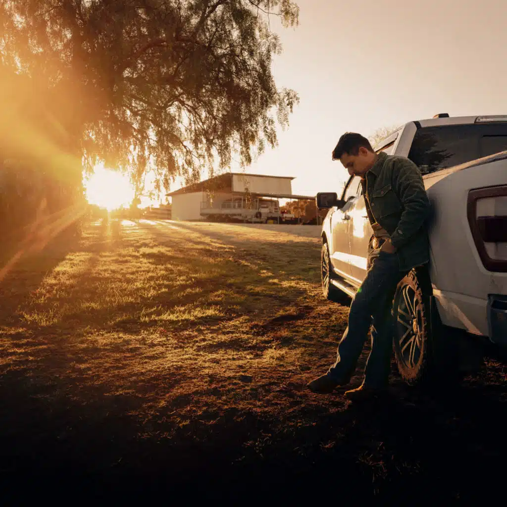 COUNTRY SONG