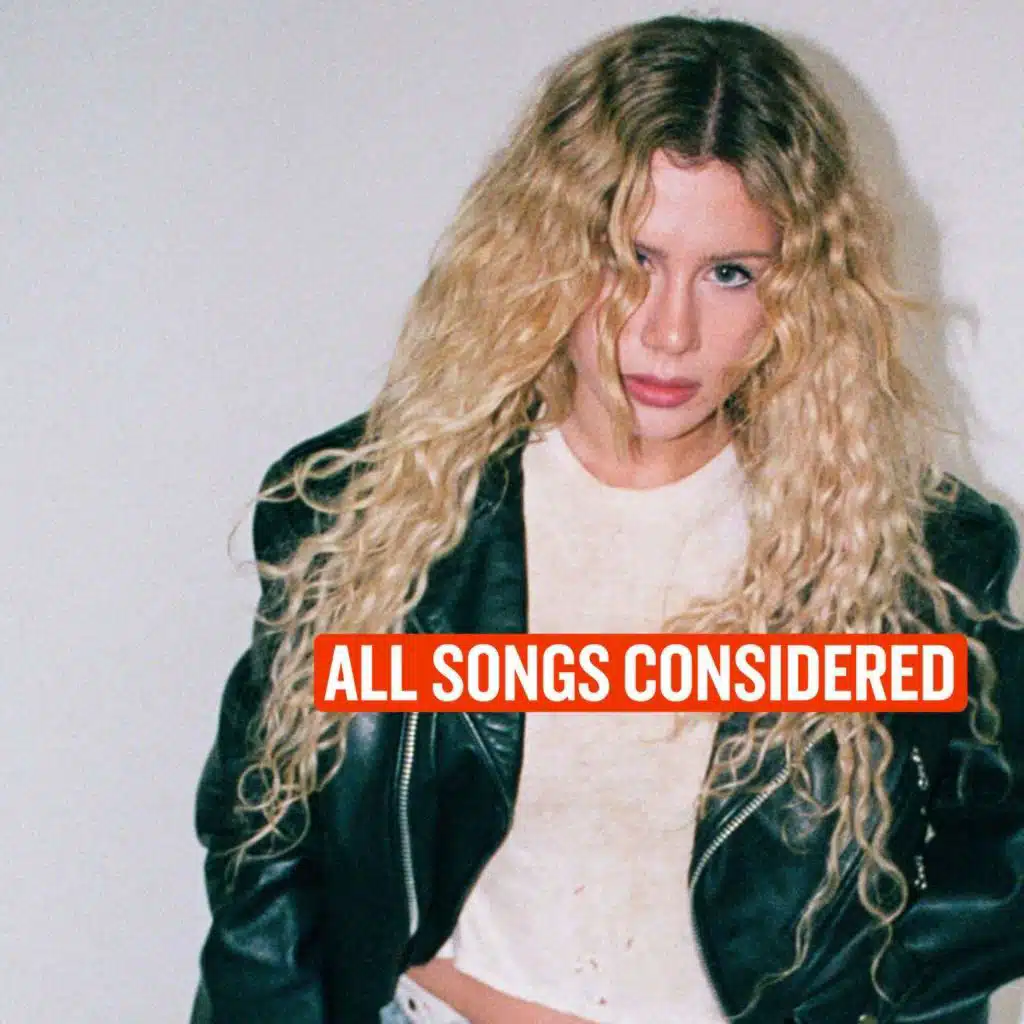 Slayyyter's new single, King Princess covers Neil Young