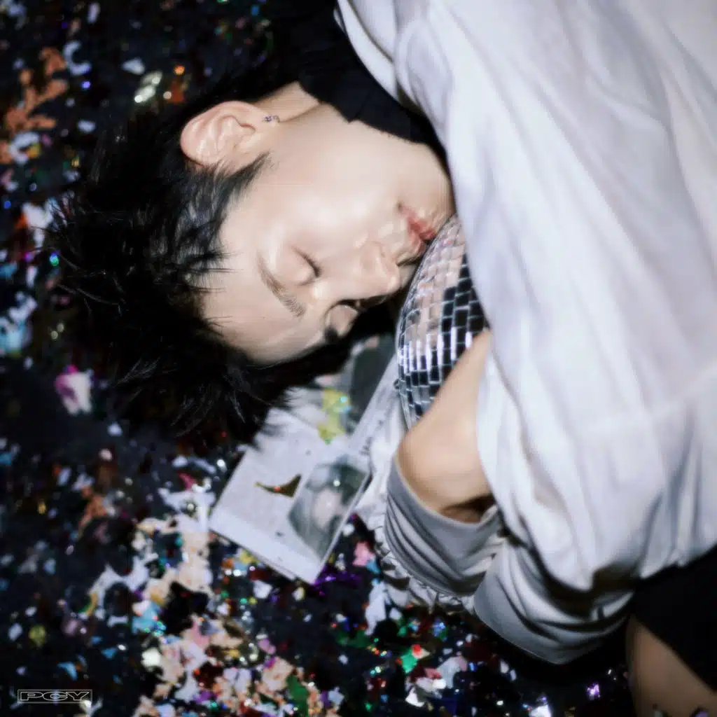 热闹散去后遗症 (AFTERPARTY BLUES)