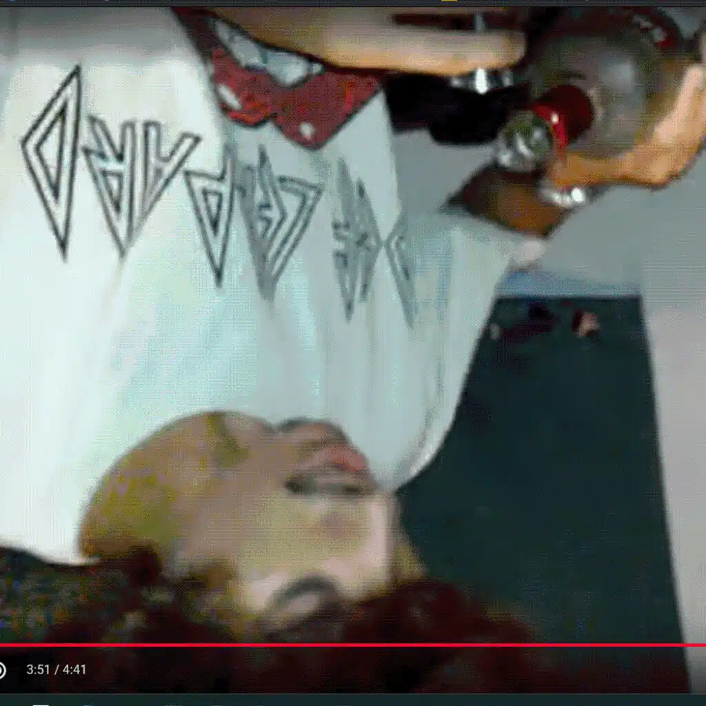 i loook fuckin weirrrd yo